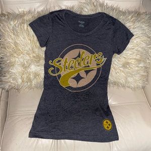 Reebok Pittsburg Steelers Women’s Size Small Shirt